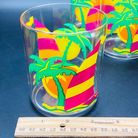 80s Gas station Premium Promo Tropical Sail Boat Plastic Drinking Cup Set of 4 - Picture 9 of 10